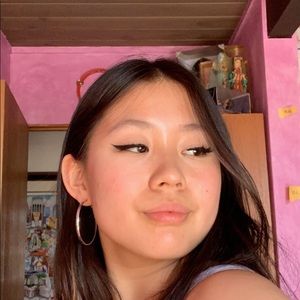 Meet your Posher, Ariana